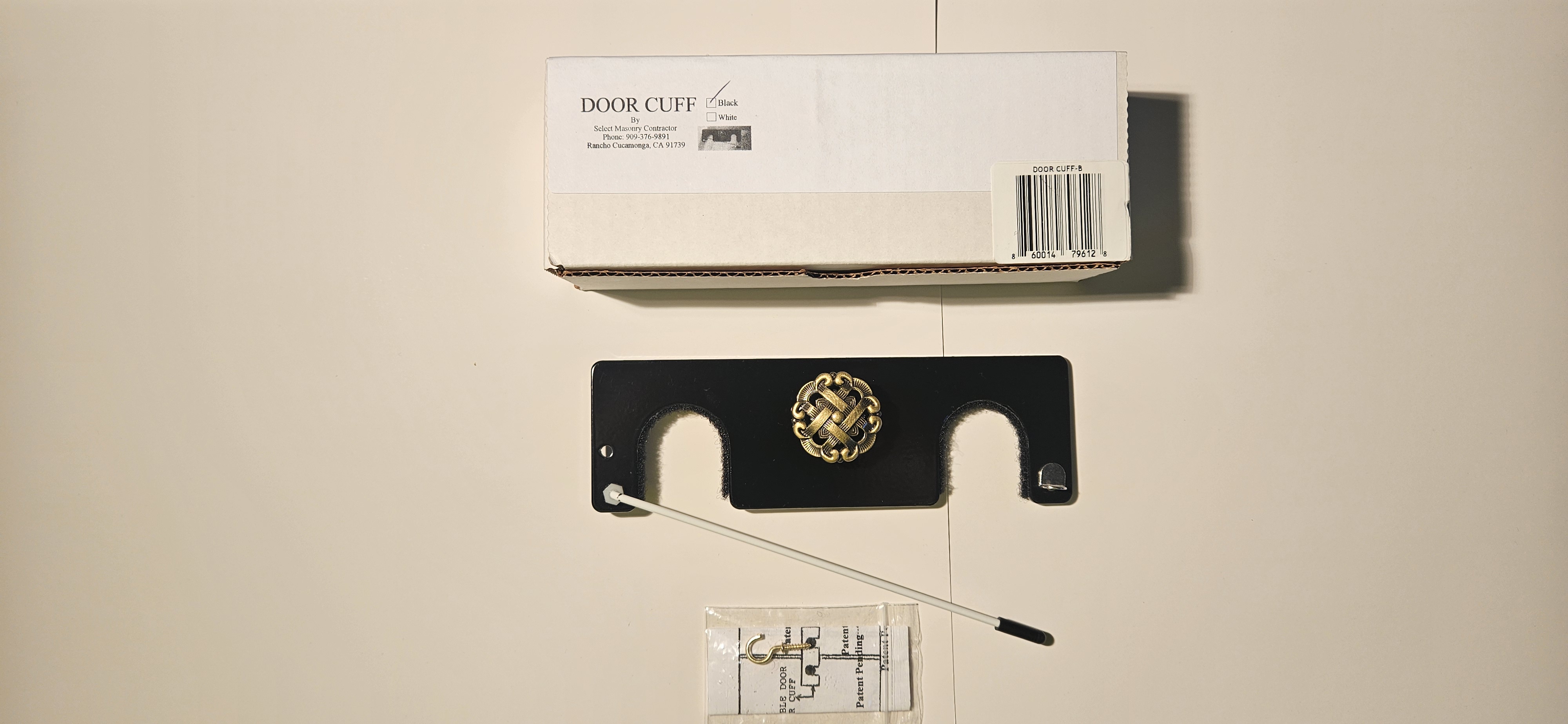 Home Security Door Cuff contents